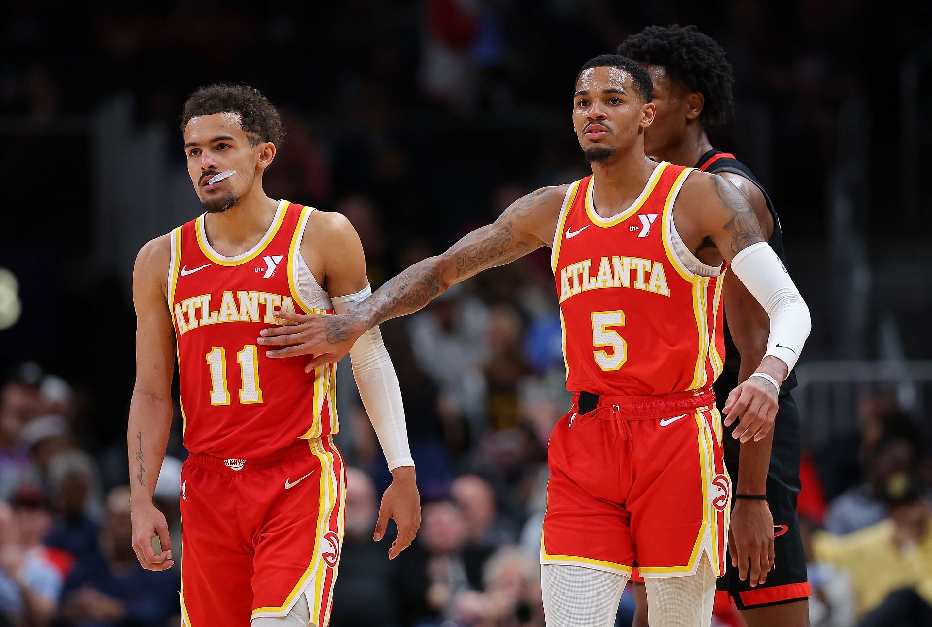 Trae Young and Dejounte Murray might welcome Ryan Dunn as a Hawks teammate.