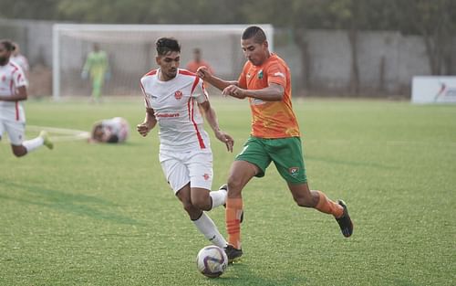 Sreenidi Deccan's David Castaneda in action on Sunday. [AIFF Media]