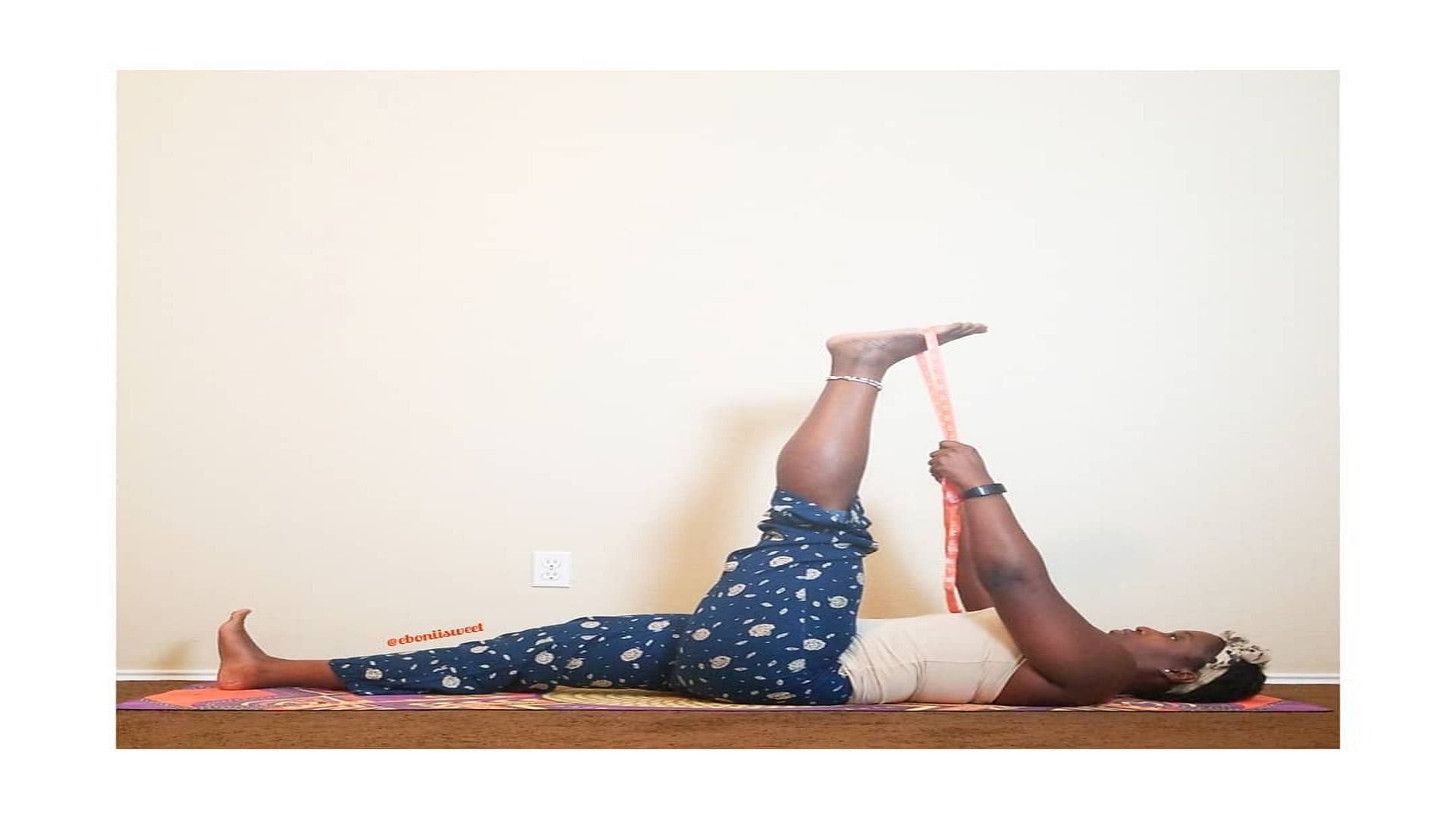 Supine Hamstring Stretch (Image by ebonisweet//Instagram)