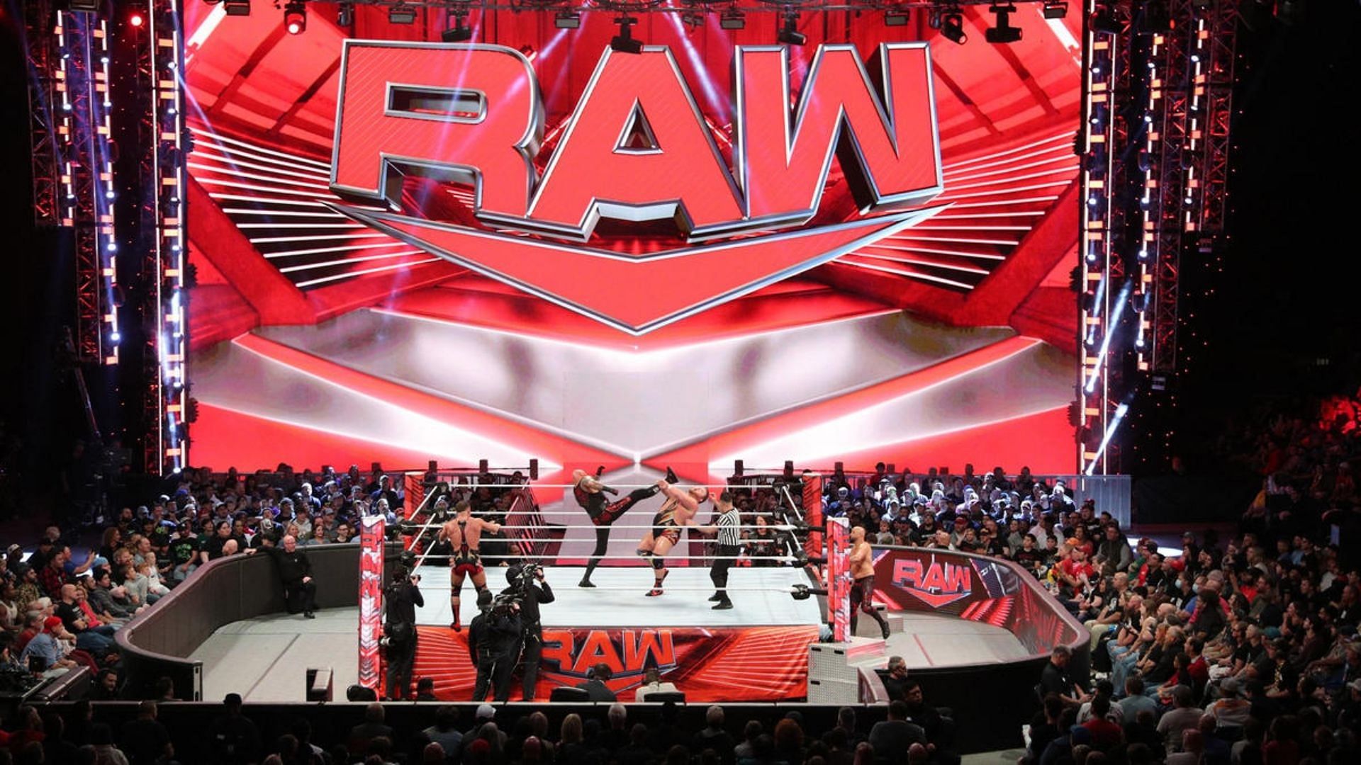 What are your predictions for RAW tonight? 