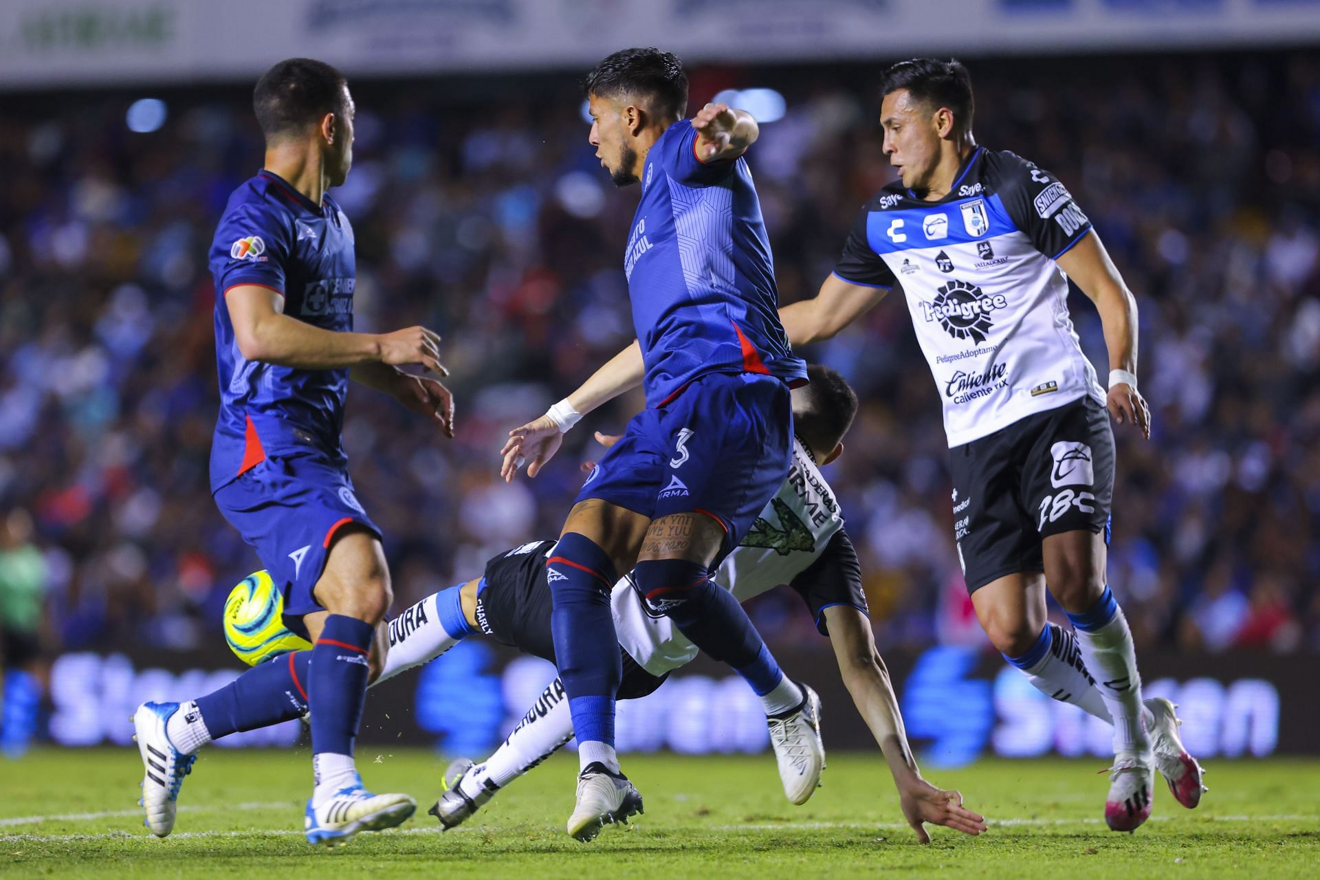 Queretaro v Cruz Azul - Torneo Clausura 2024 Liga MX