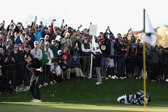 “What the fu*k” - Jordan Spieth becomes the latest golfer to be annoyed by fans at WM Phoenix Open
