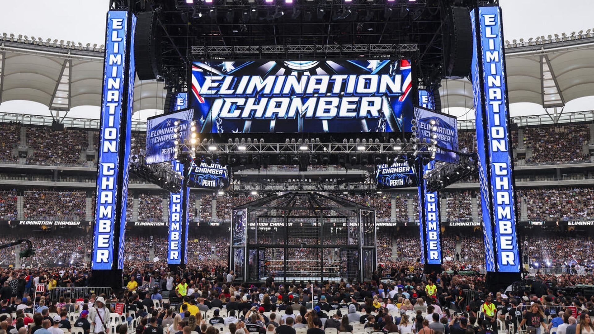WWE couple takes an interesting vacation during Elimination Chamber week