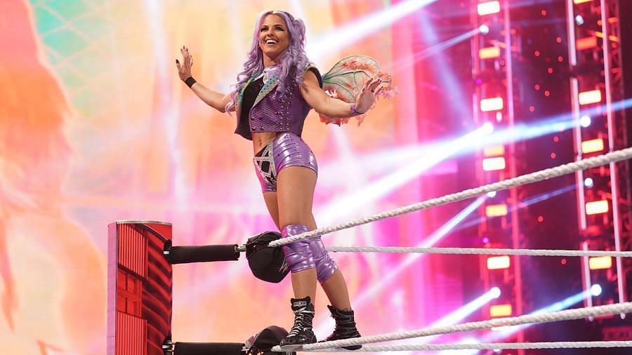 Candice LeRae picks her favorite WWE Royal Rumble moment of all time
