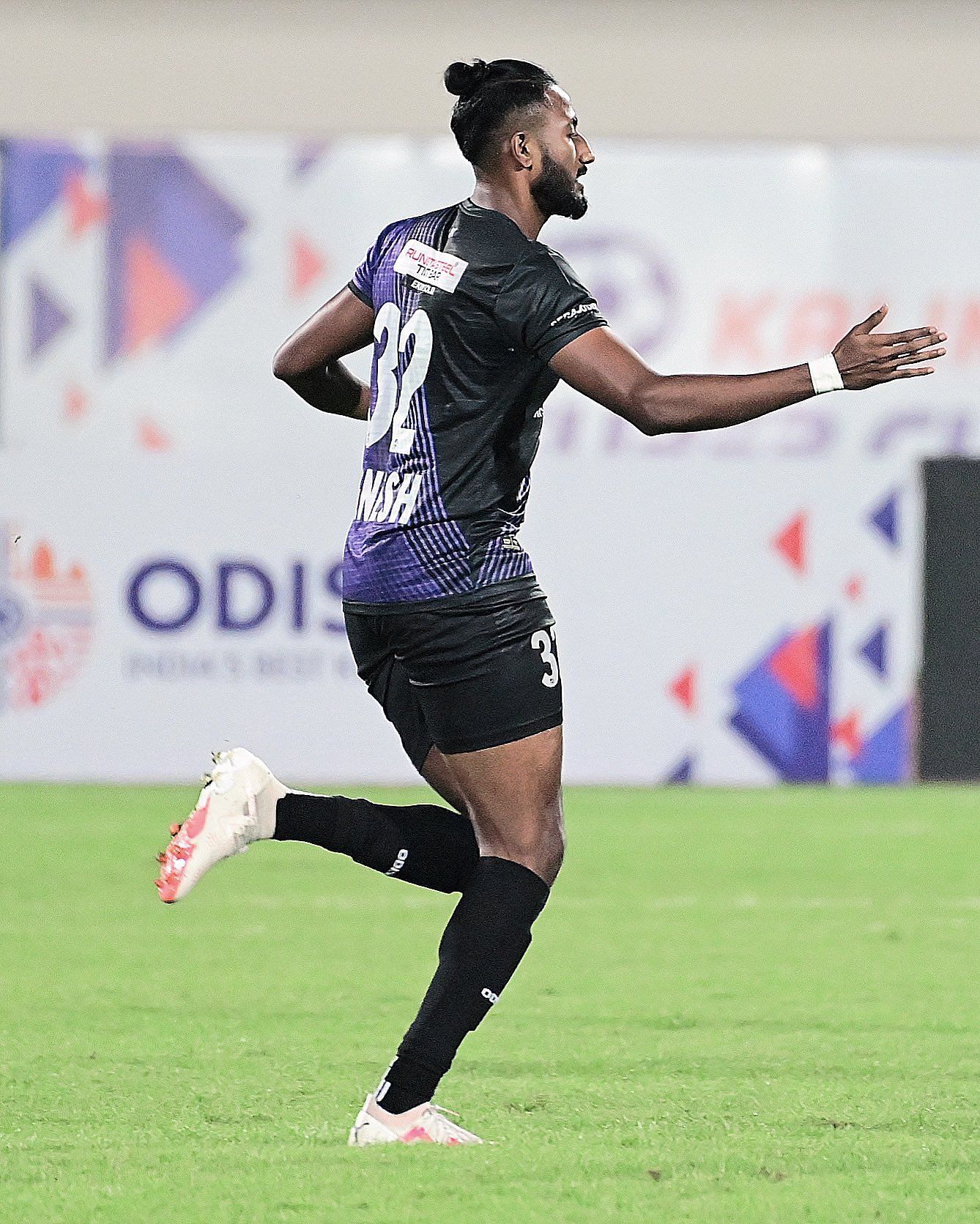 Vignesh has starred at left-back for Odisha FC after moving there on loan. (OFC Twitter.)