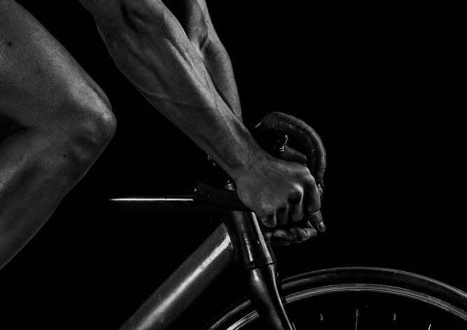Rowing machine vs stationary bike: which is better for home?