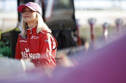 Natalie Decker discloses how $41,000,000,000 social media platform is turning into “therapy” for her after initially being "scared” of it