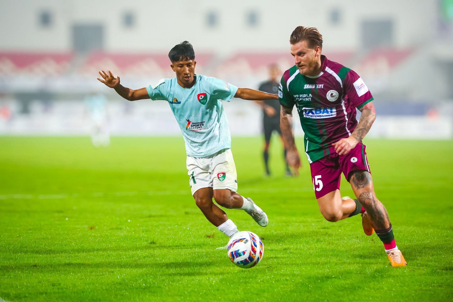 Lalromawia battling for the ball with Mohun Bagan SG