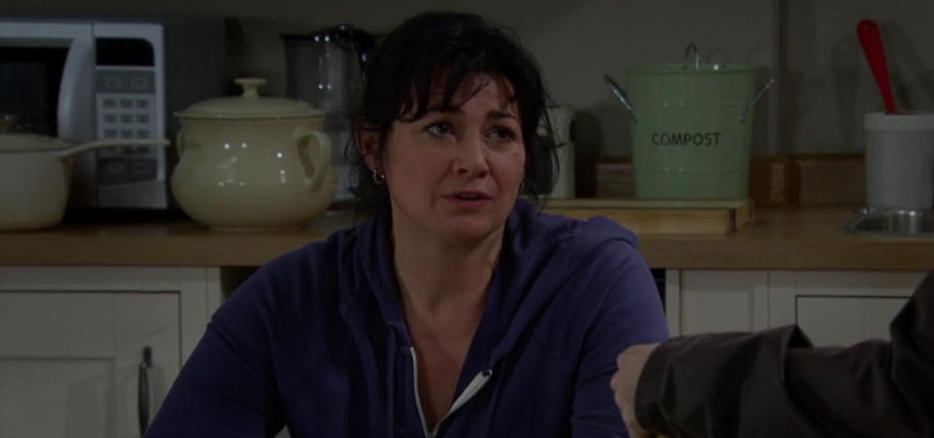 Natalie J. Robb in Emmerdale Farm (Image via imdb)