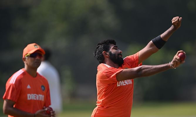भारतीय टीम के प्रैक्टिस सेशन के दौरान नहीं दिखे जसप्रीत बुमराह, दिग्गज गेंदबाज को लेकर बड़ा अपडेट आया सामने