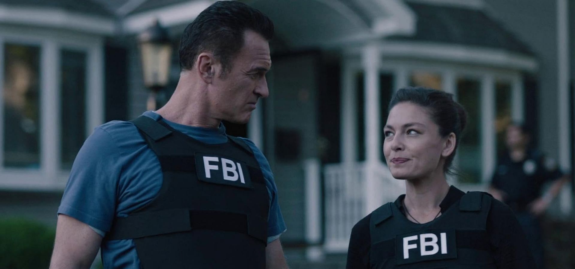 Julian McMahon and Alexa Davalos in FBI: Most Wanted (Image via imdb)
