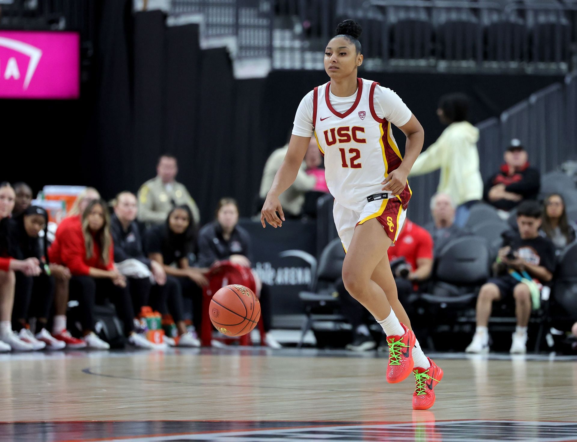 WATCH: USC Superstar JuJu Watkins Gets Lost In The Crowd As Fans Flock ...