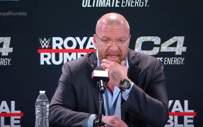 Triple H endorses 24-year-old former champion after signing with SmackDown