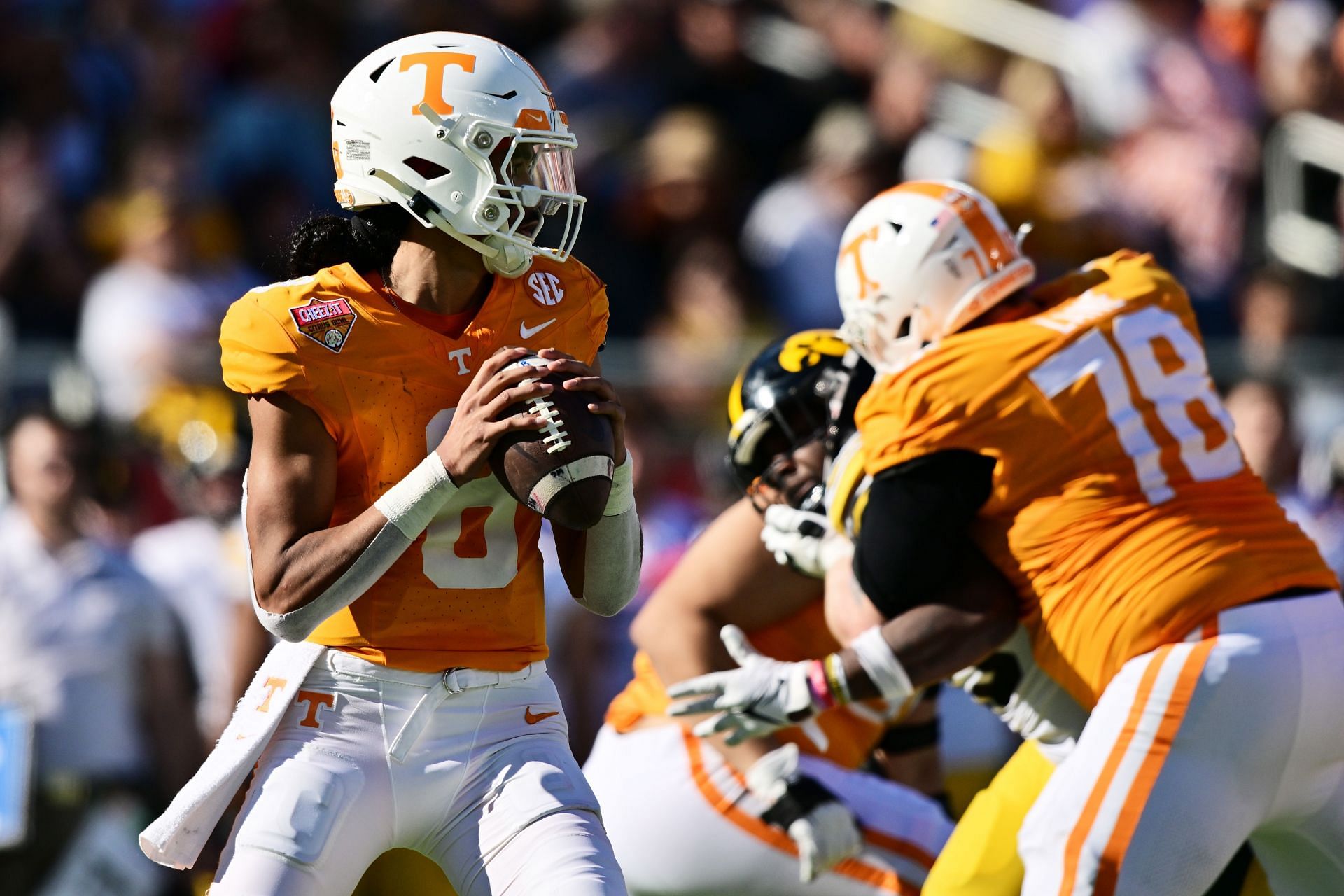 Cheez-It Citrus Bowl - Iowa v Tennessee