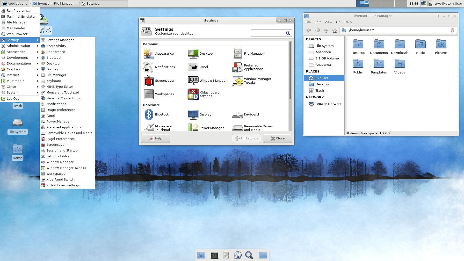Desktop environment in Fedora (Image via Fedora Project)