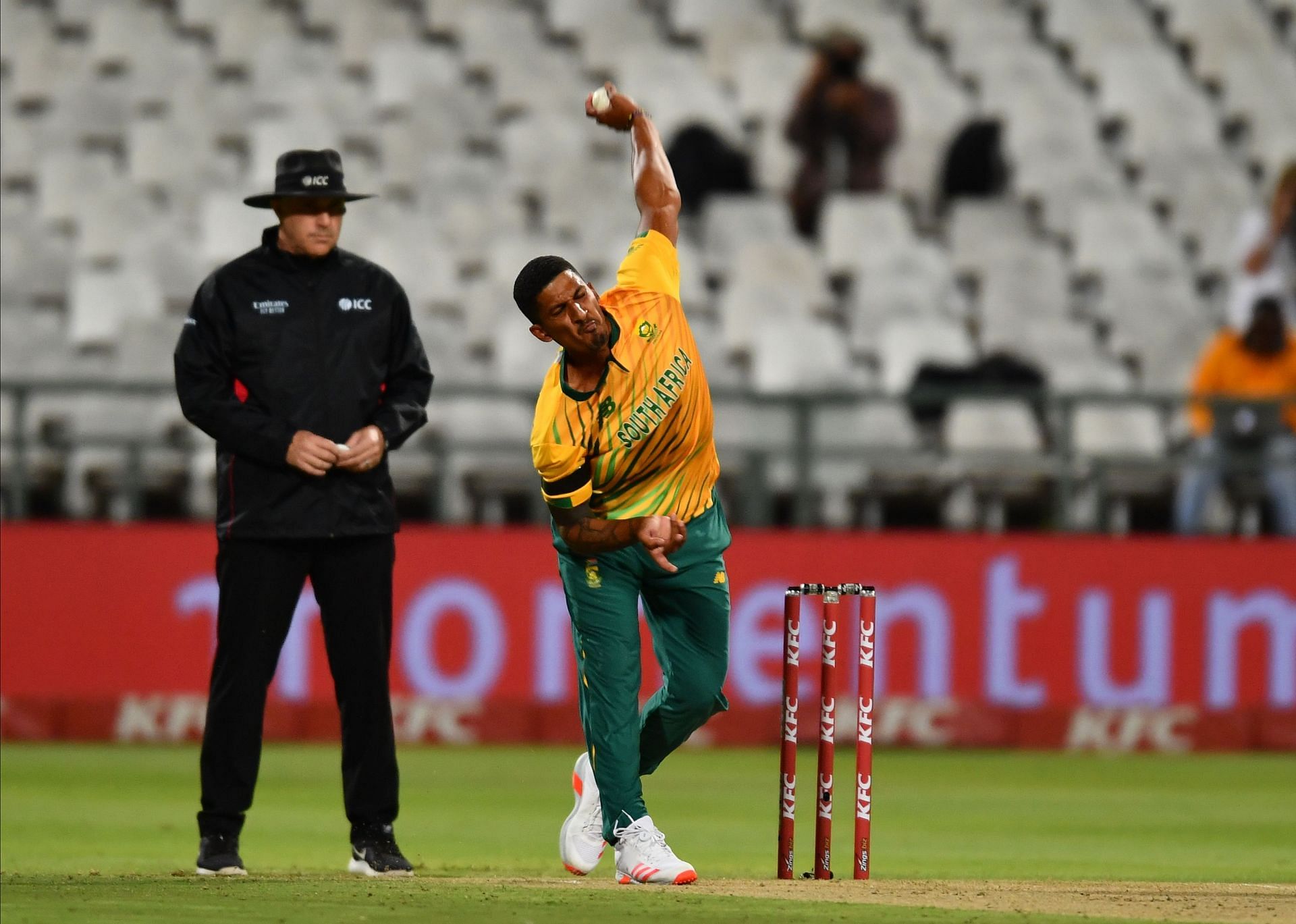 Beuran Hendricks bowling in a T20I match against England in 2020.