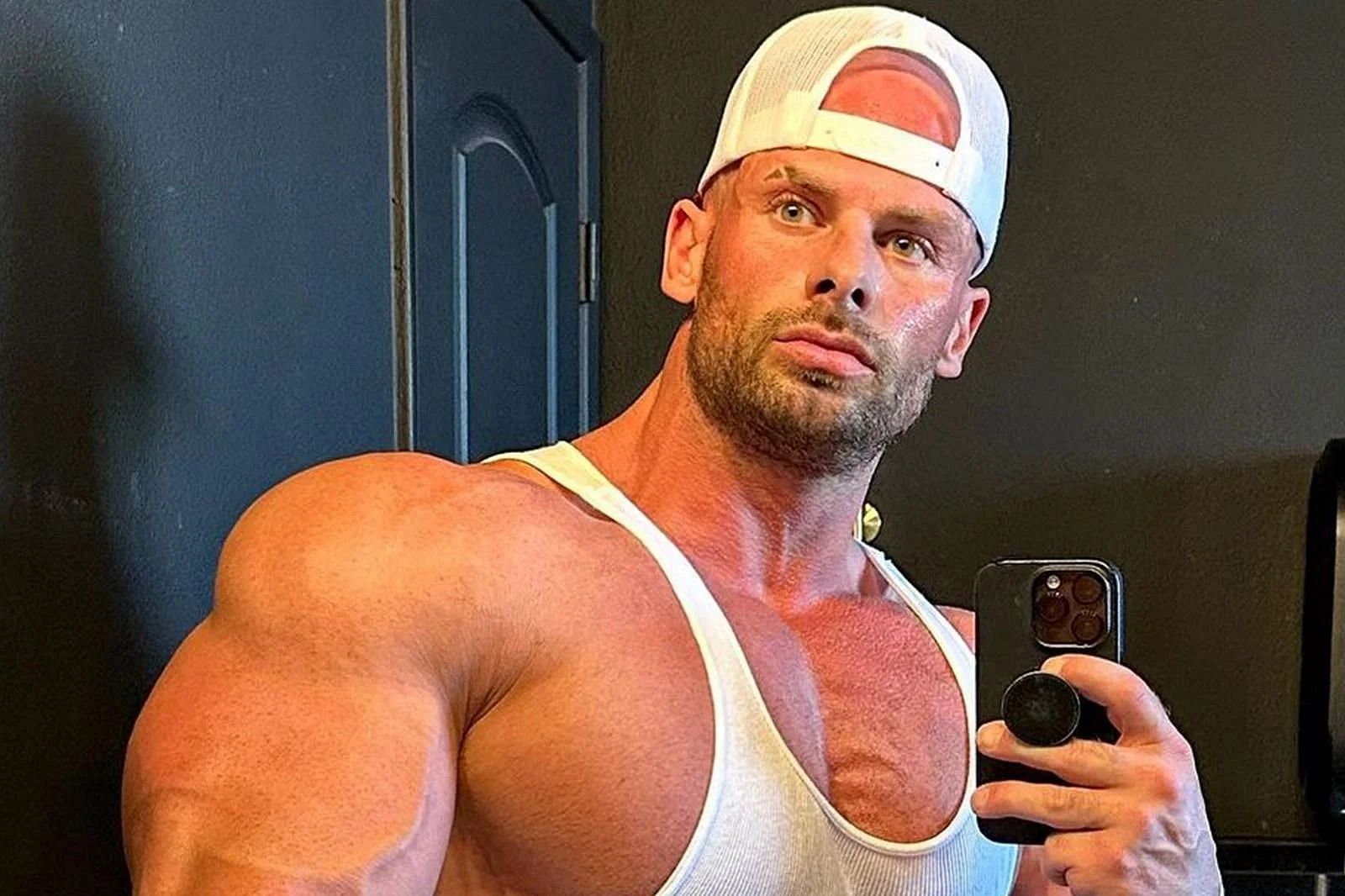 Joey Swoll slams a woman for falsely accusing a man in the gym.