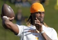 Joe Milton III at Tennessee v Missouri