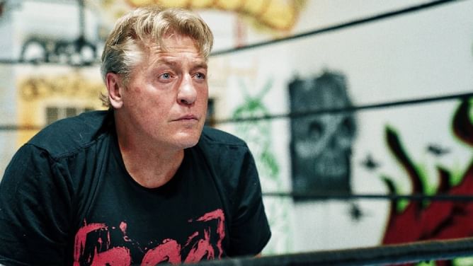 Former AEW star reveals he is in touch with WWE's William Regal: "Hopefully we'll be doing something"