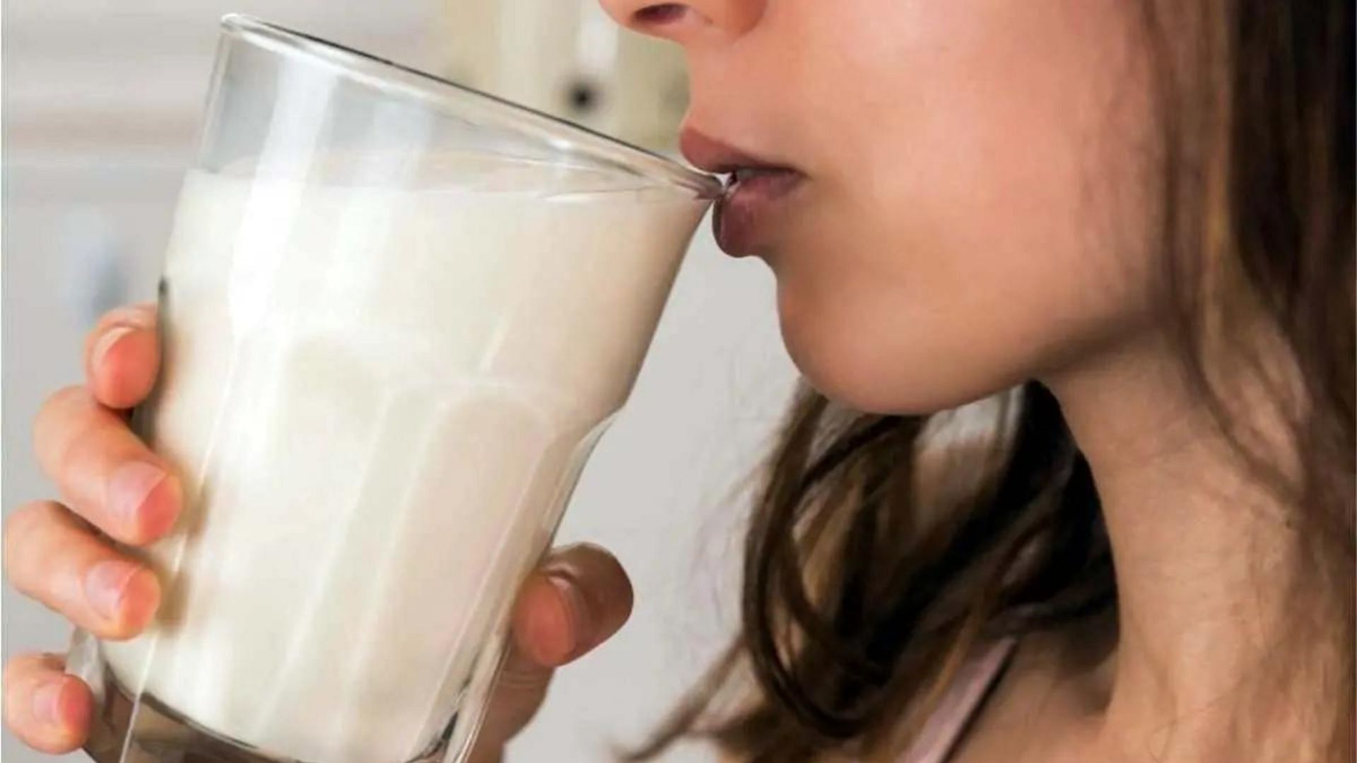 दूध वसा और प्रोटीन से भरपूर होता है!