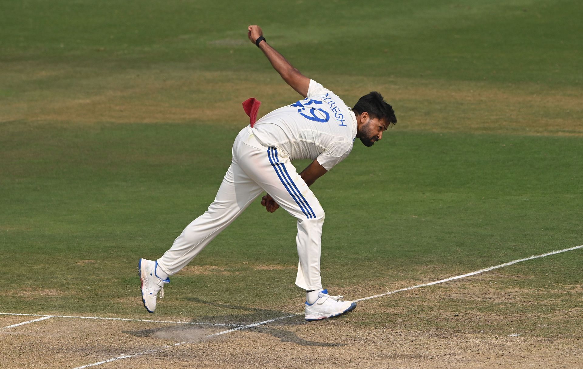 Mukesh Kumar bowls: India v England - 2nd Test Match: Day Two