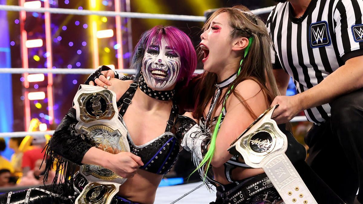 The Kabuki Warriors win the WWE Women&#039;s Tag Team Titles: SmackDown  highlights, Jan. 26, 2024 | WWE