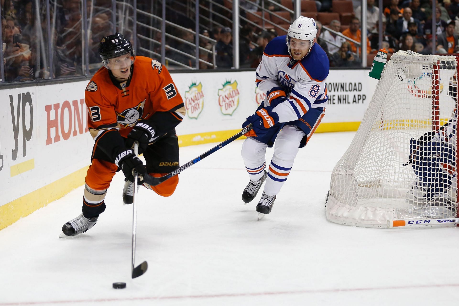 Edmonton Oilers v Anaheim Ducks