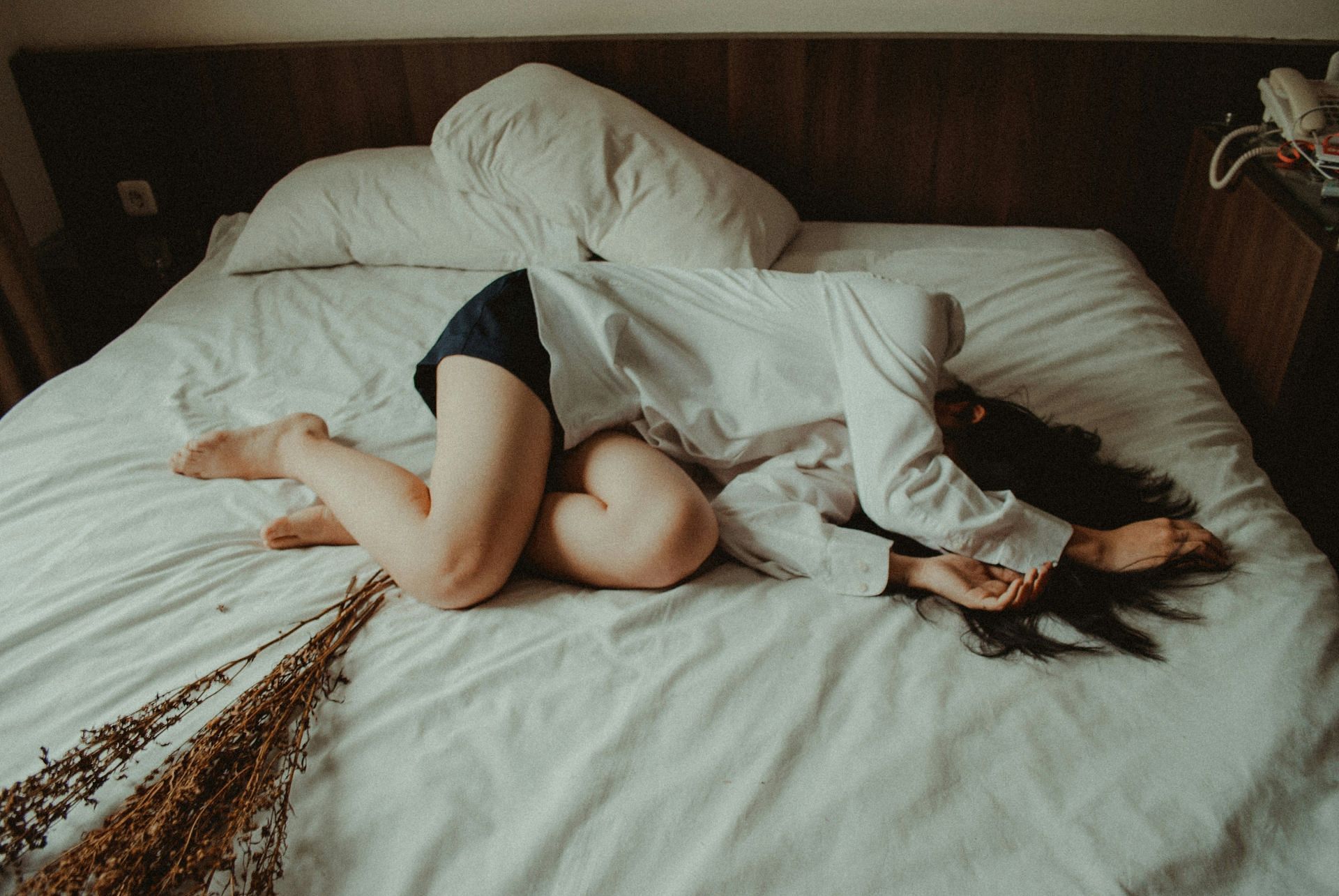 Gallbladder attack or stomach pain?(Image by Yuris Alhumaydy/Unsplash)