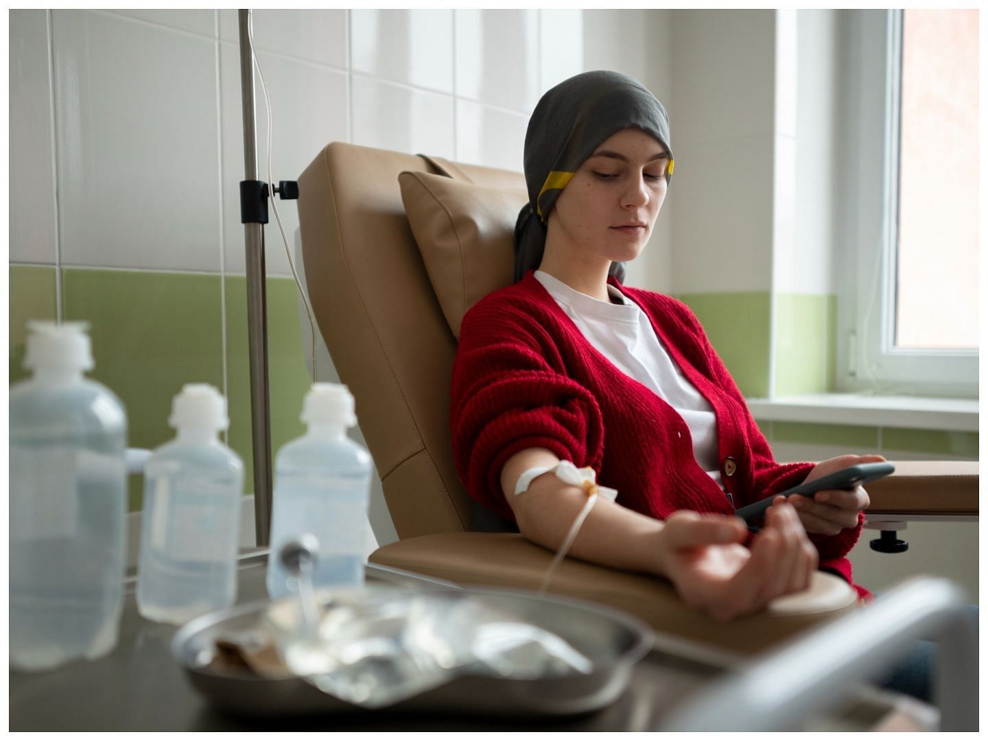 New drug does not make much worse along with chemotherapy for patients (Image via Freepik)