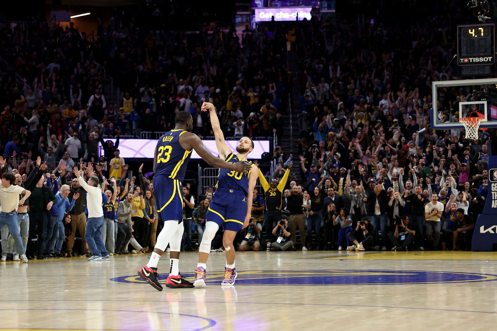 Will the Golden State Warriors make the NBA playoffs in 2024? Exploring