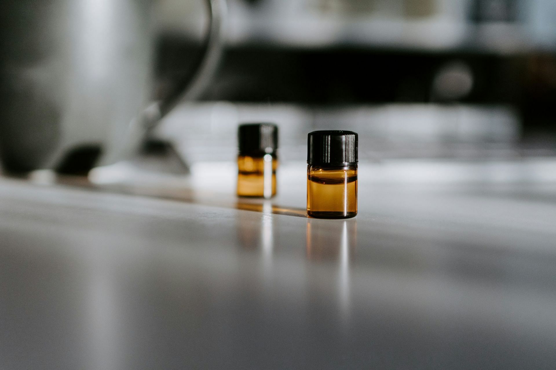 Which oil is for you? (Image by Kelly Sikkema/Unsplash)