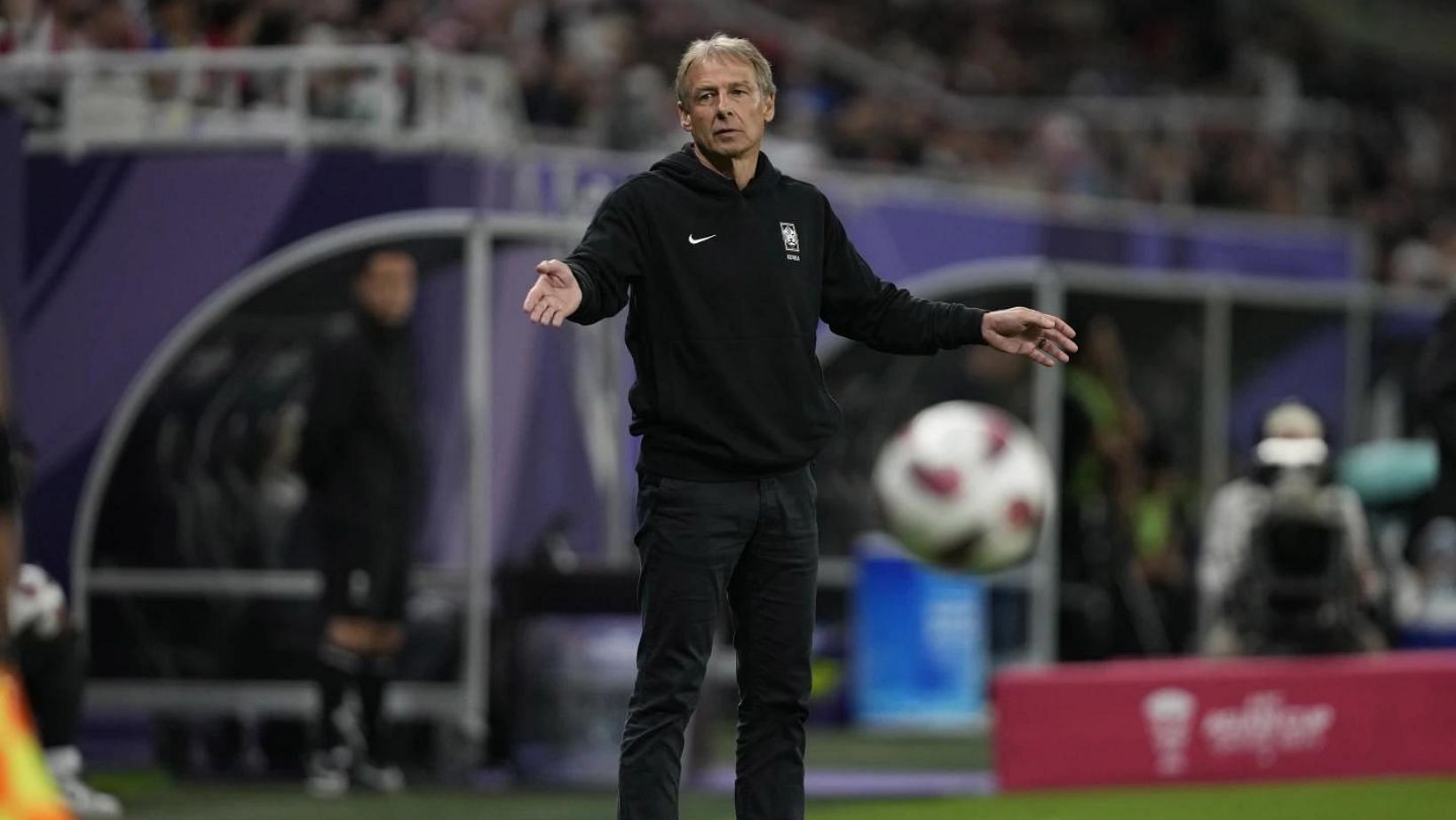 Jurgen Klinsmann allegedly refuses to live at Paju National Football Center due to its proximity to North Korea. (Image via X/@SnowBuffering)