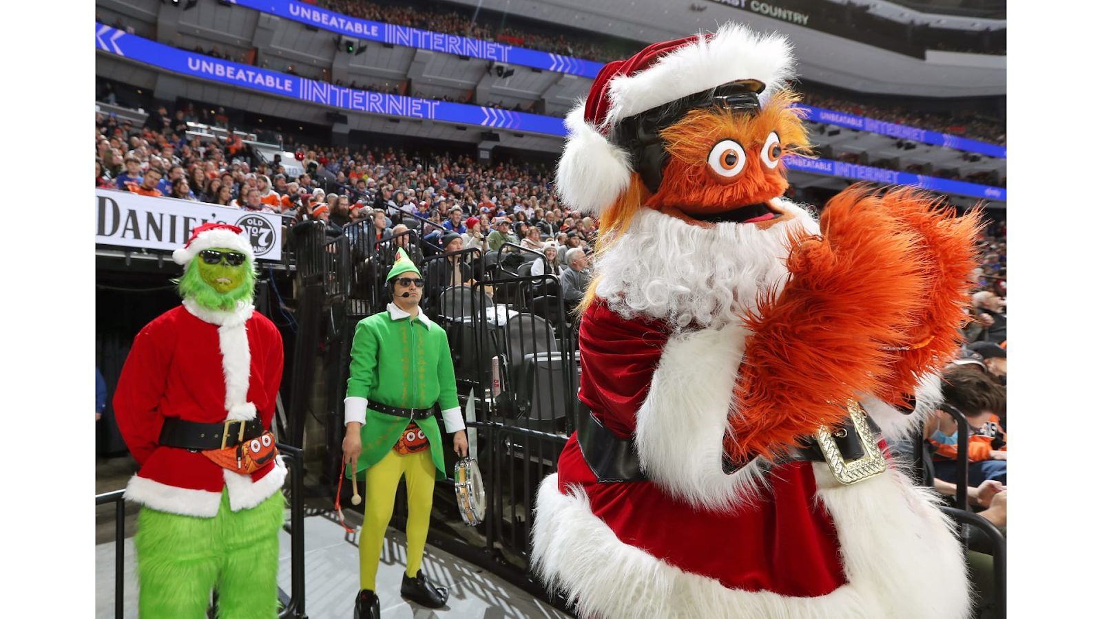 What is Philadelphia Flyers mascot Gritty salary?