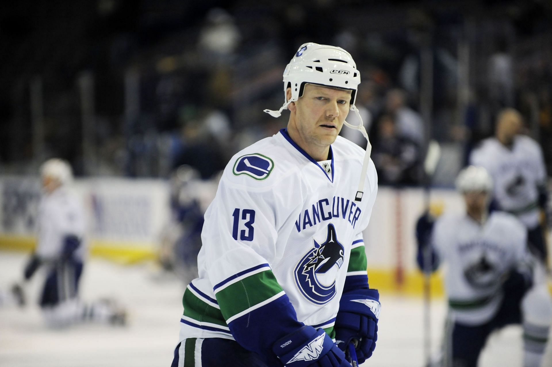 Mats Sundin played one year with the Canucks