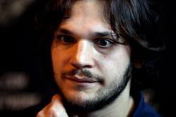 Former Chicago Blackhawks enforcer who suffered from mild dementia following multiple concussions makes bold ayahuasca claim