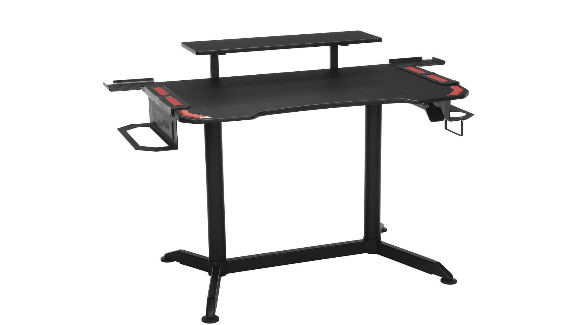 Fully loaded budget gaming desk (Image via RESPAWN/Amazon)