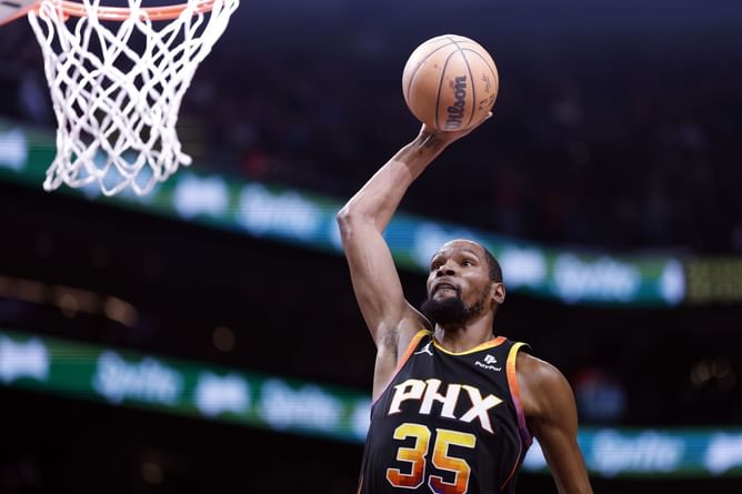 Is Kevin Durant playing tonight against Sacramento Kings? Latest on 14x NBA All-Star's status (February 13)
