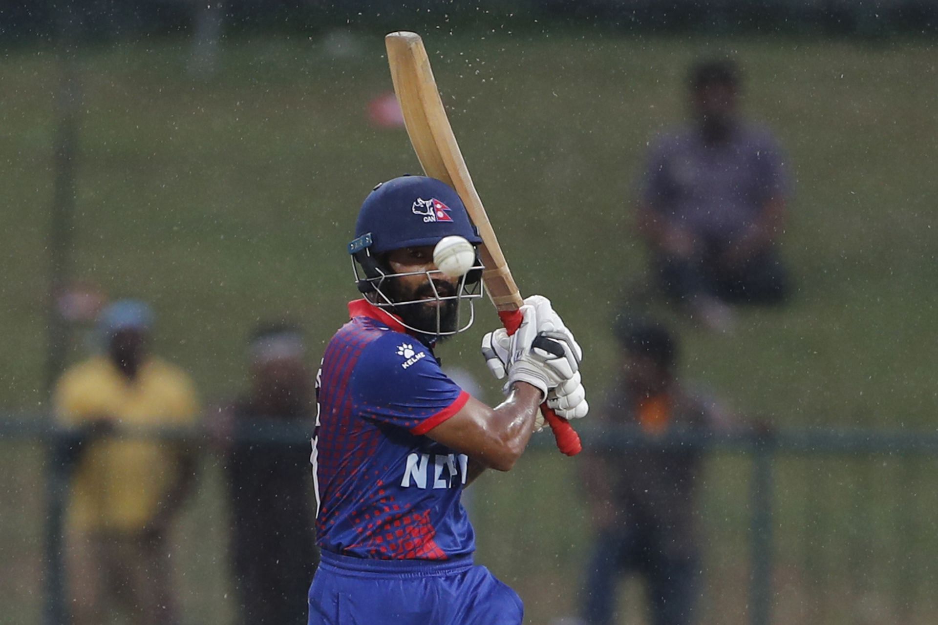 दीपेंद्र सिंह ऐरी टी20 इंटरनेशनल क्रिकेट में युवराज सिंह का रिकॉर्ड तोड़ चुके हैं