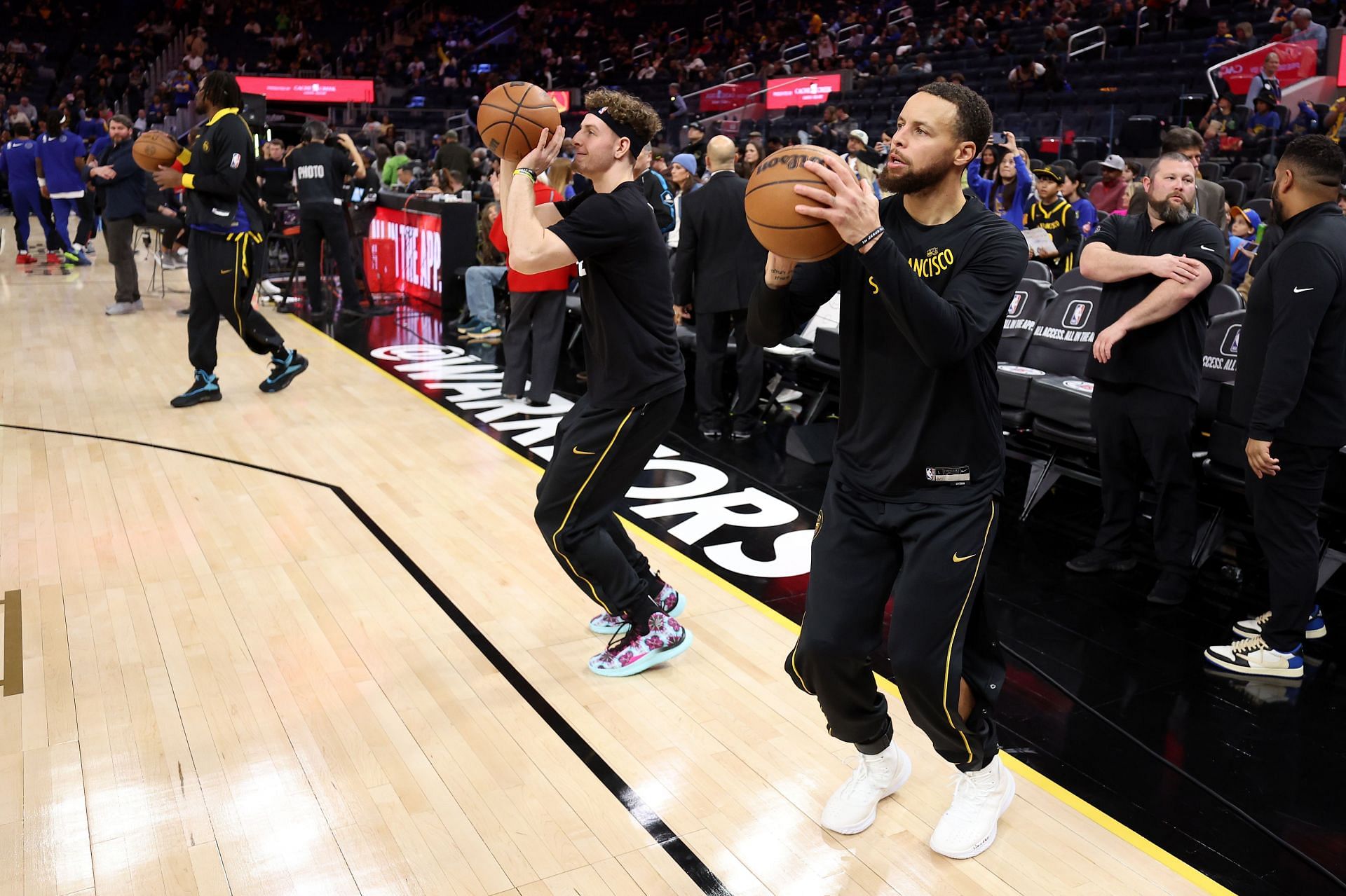 Los Angeles Clippers v Golden State Warriors