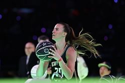 "She's selling every arena she's going to": $5 million valued Sabrina Ionescu couldn't hold back praises for Iowa sensation Caitlin Clark