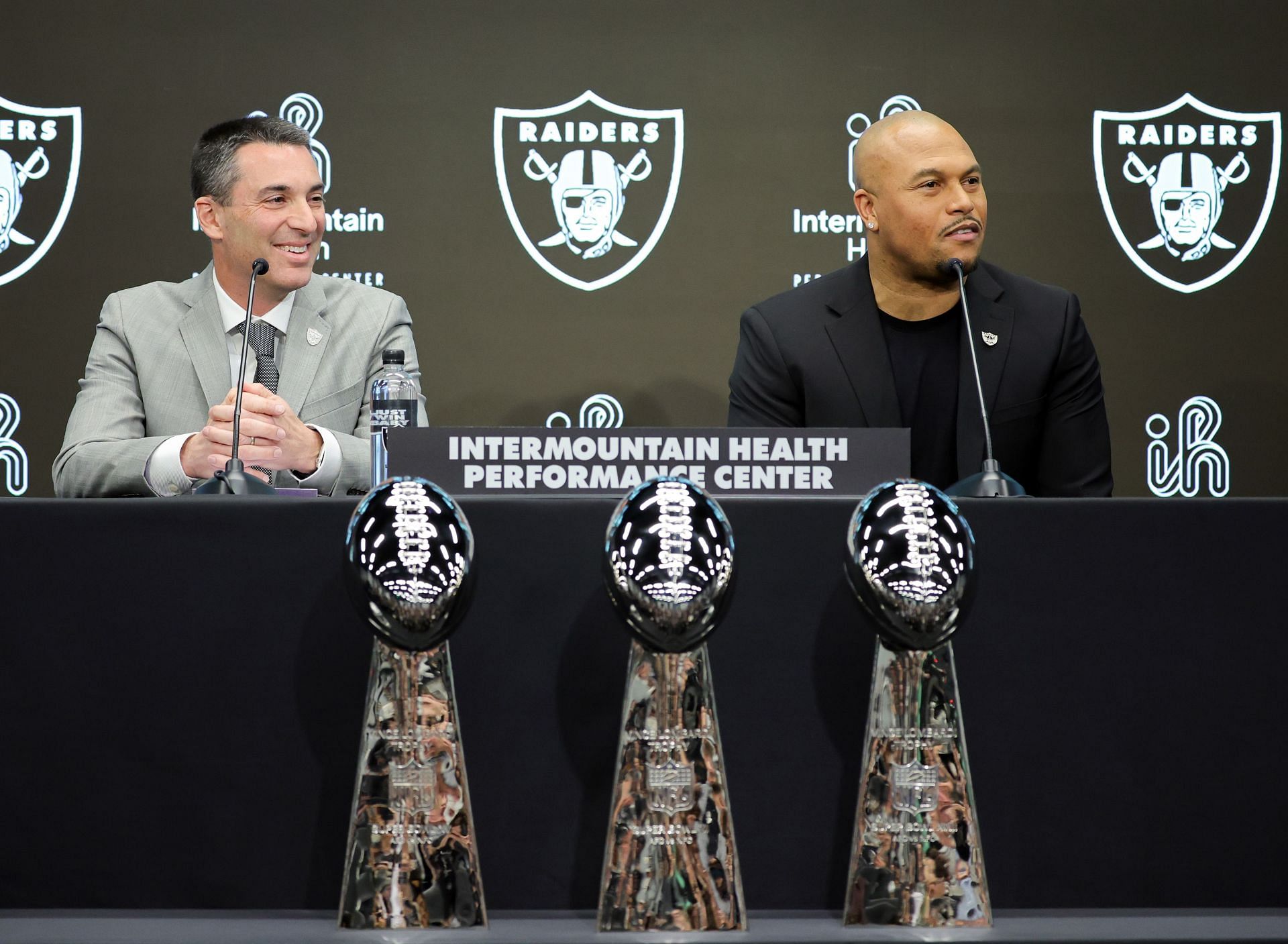 Las Vegas Raiders Introduce Antonio Pierce as head coach and Tom Telesco as general manager.