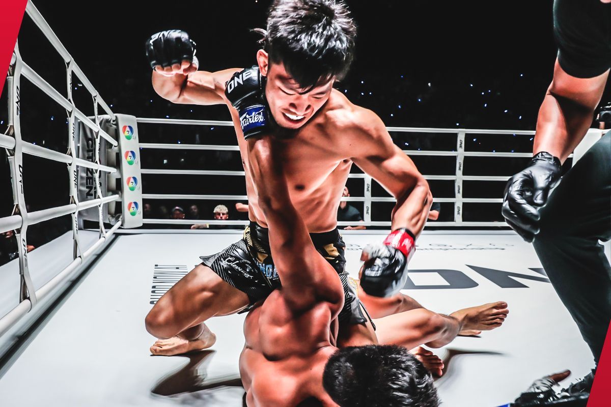 One Of The WILDEST Muay Thai Fights You'll See 😱 