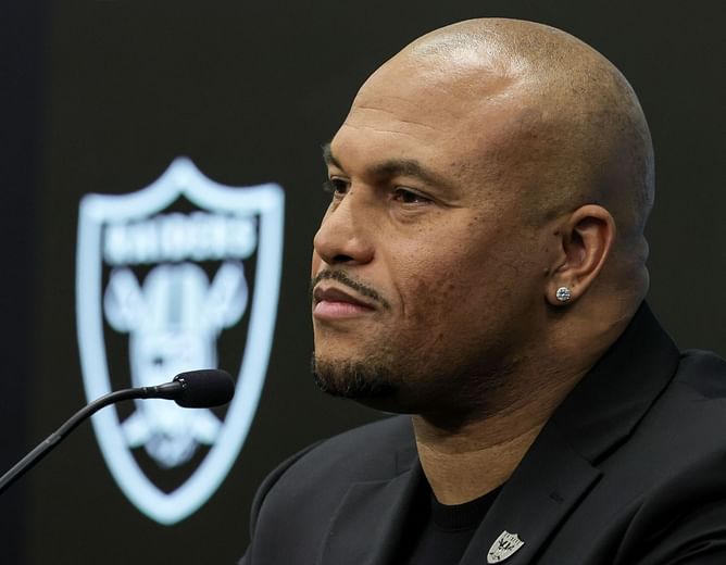 Former Jets executive predicts Antonio Pierce’s Raiders to deliver Russell Wilson-level draft trade