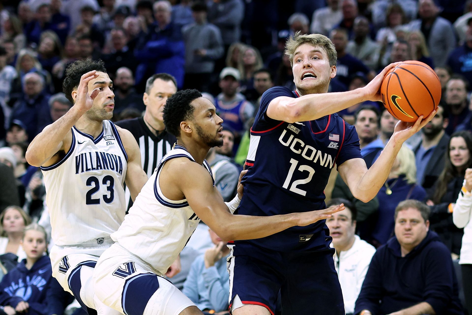 Connecticut v Villanova