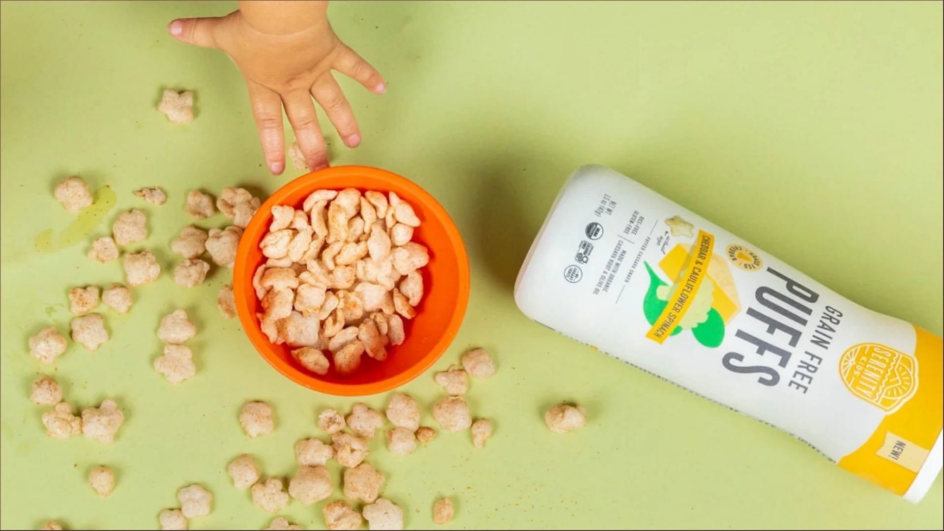 The new White Cheddar with Cauliflower &amp; Spinach puffed snack comes in 1.5 oz containers (Image via Serenity Kids)