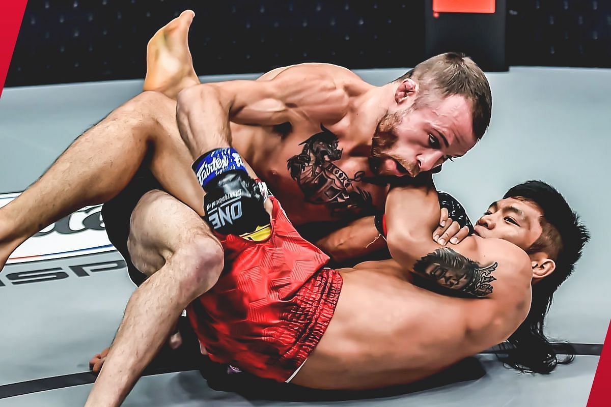 Jarred Brooks takes down Lito Adiwang [Photo via: ONE Championship]