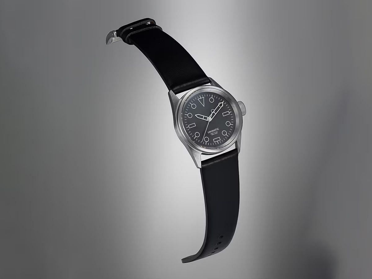 UNIMATIC New Modello Cinque Limited Edition watch (Image via Unimatic watches)