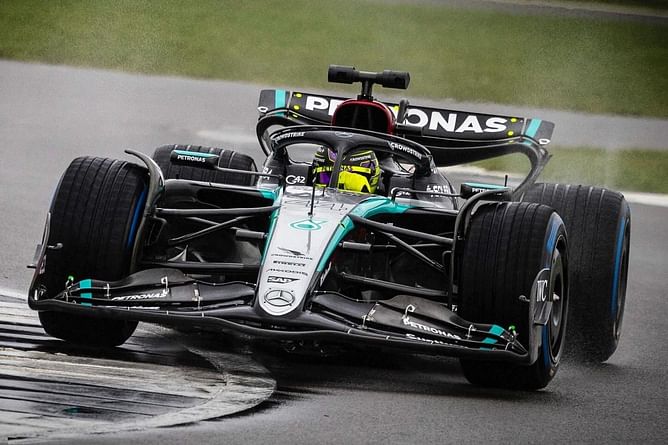 Controversial Mercedes W15 front wing deemed legal by the FIA: Reports