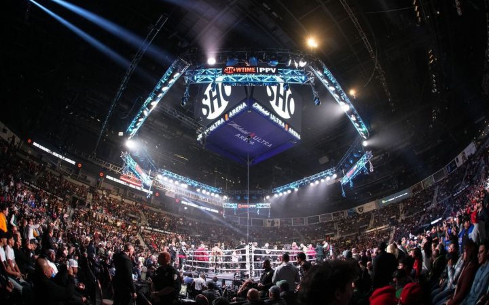 The Michelob Ultra Arena will play host to a big boxing bout this weekend
