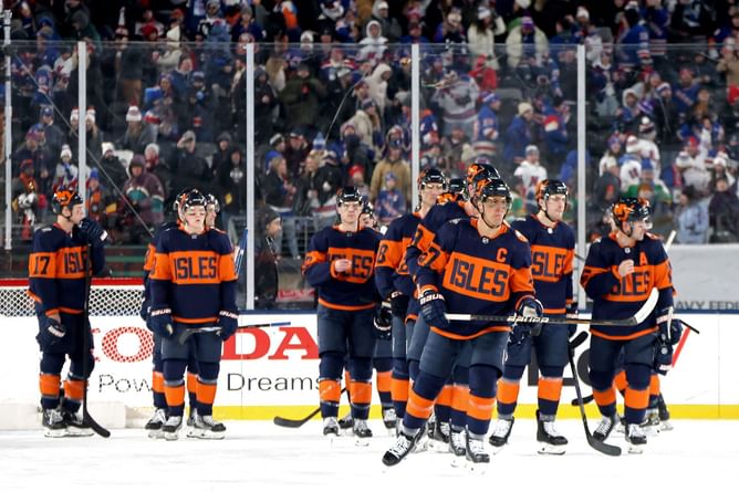 "The Islanders blow it": Paul Bissonnette trolls Islanders for squandering big lead in eventual OT loss to Rangers